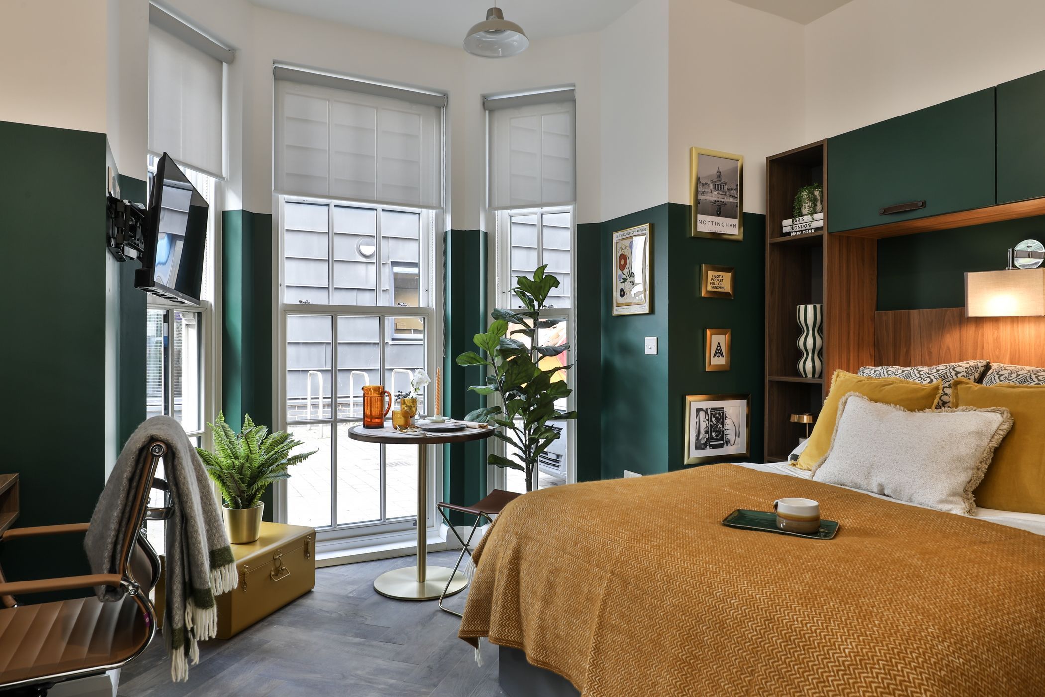 Premium Smaller Studio - Limited View